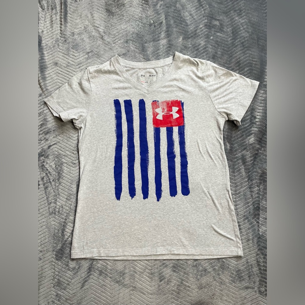 Under Armour Freedom Flag V-Neck Tee Gray Medium Loose